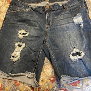 True Craft Jeans barely worn blue worn look denim